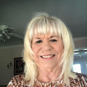 Meet your Posher, Dianne